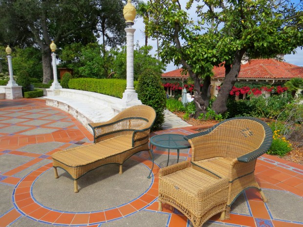 Honeymoon: Hearst Castle | Beauty and Blooms