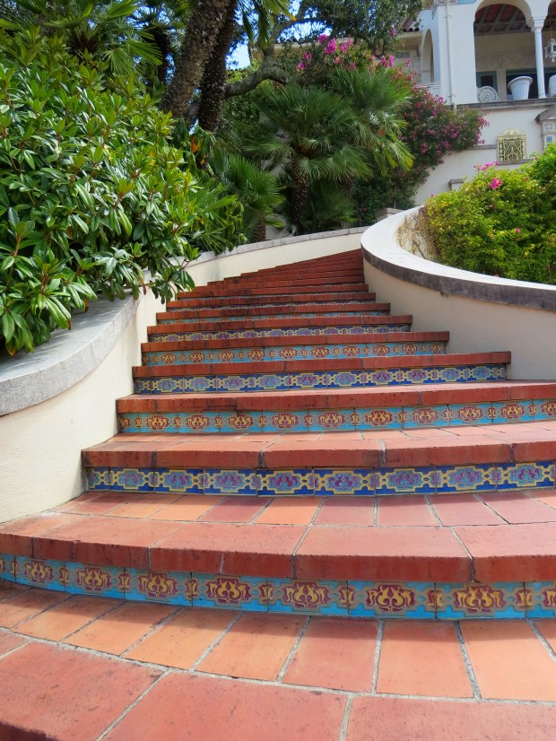 Honeymoon: Hearst Castle | Beauty and Blooms