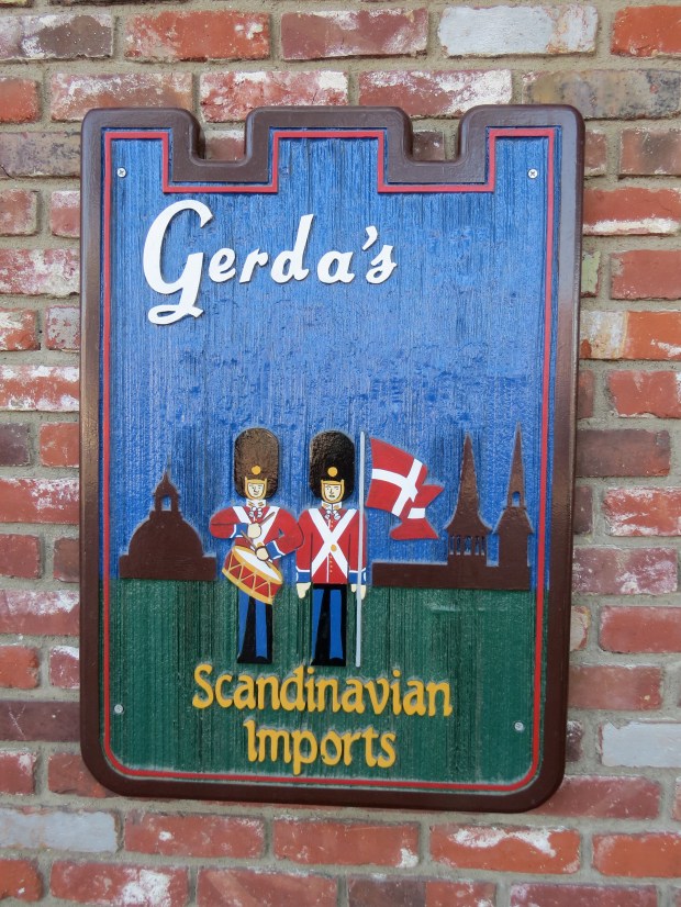 Honeymoon: Solvang | Beauty and Blooms