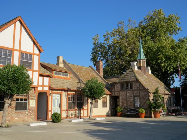 Honeymoon: Solvang | Beauty and Blooms