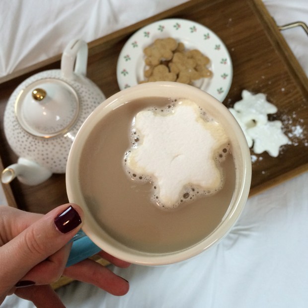 Homemade-Marshmallows-Beauty-and-Blooms