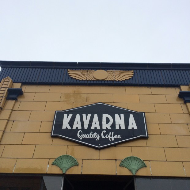 Friday Favorites | Beauty & Blooms