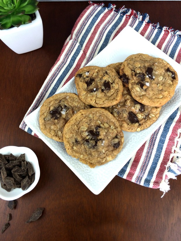 Salted-Oatmeal-Chocolate-Chip-Cookie-Recipe