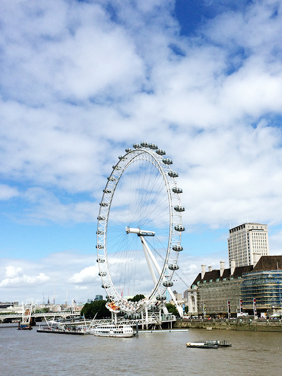 Tonner-Travels-London-Sights