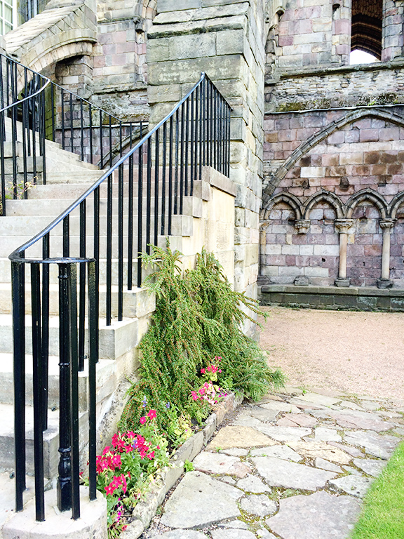 Tonner-Travels-Edinburgh-Adventures