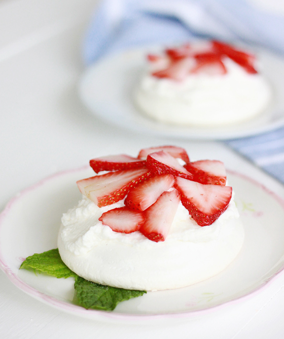 Summer Strawberry Pavlova