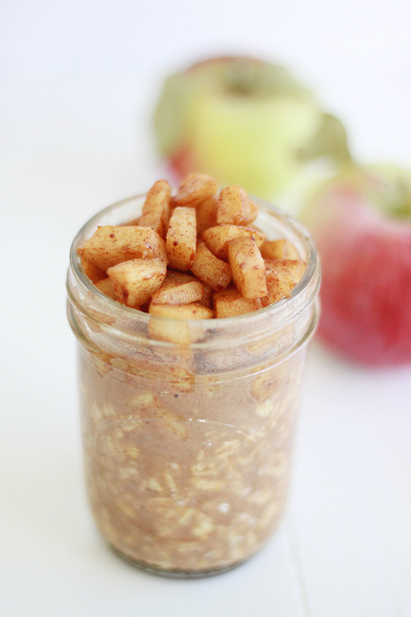 Cinnamon Apple Overnight Oats