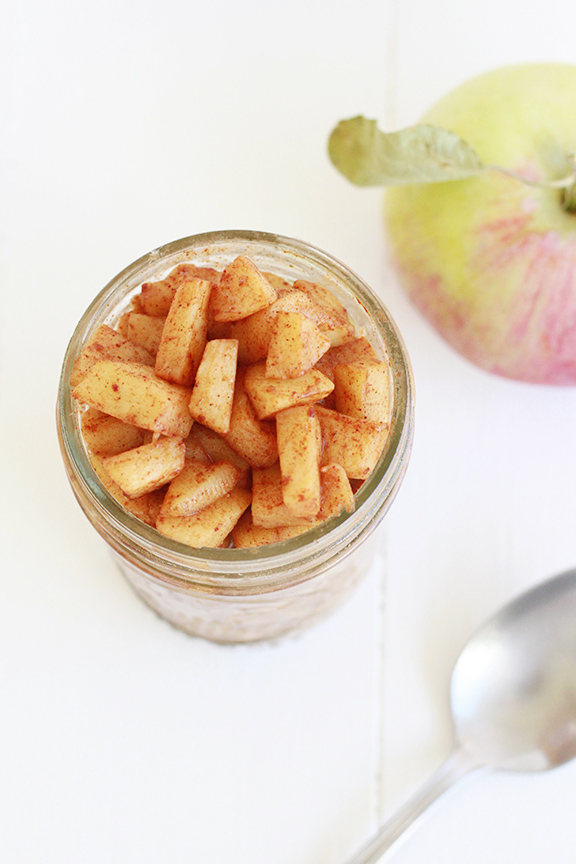 Cinnamon Apple Overnight Oats