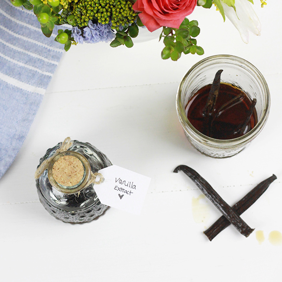 Homemade Vanilla Extract