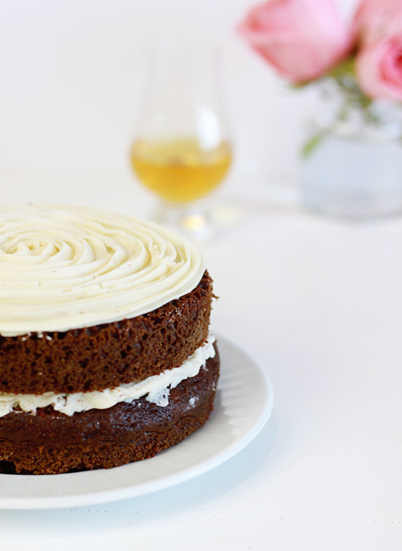 Whisky Walnut Cake