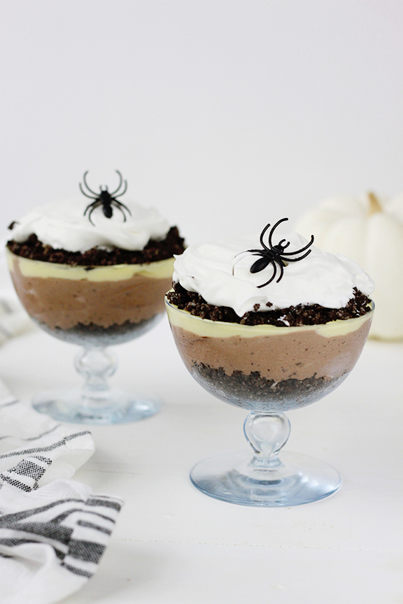 Halloween Spider Dirt Cup