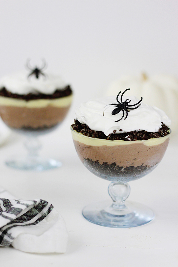 Halloween Spider Dirt Cup